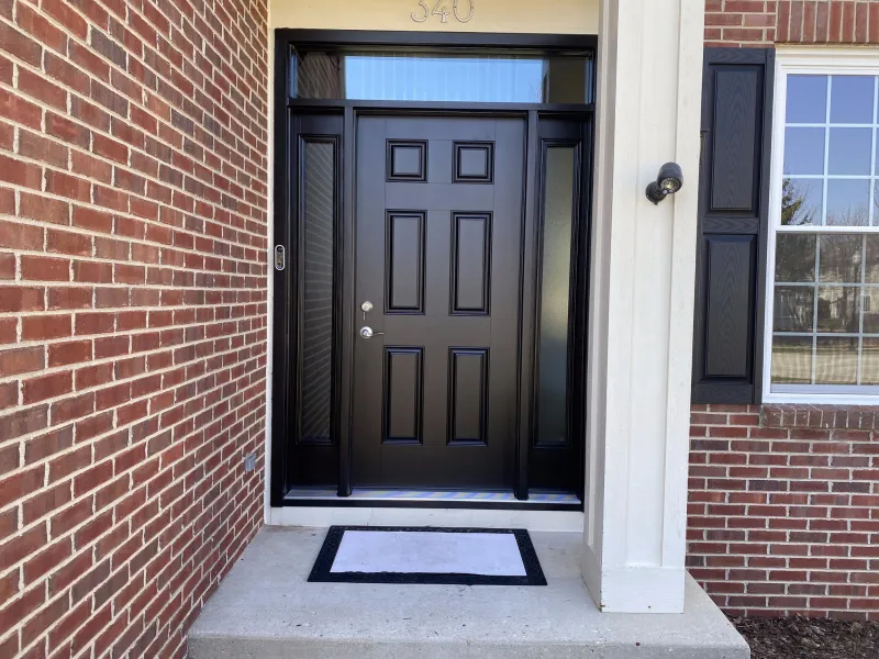 Door replacement in Binnie Lakes