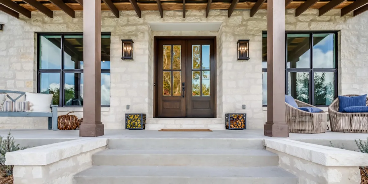 Doors installation and replacement in Woodstock