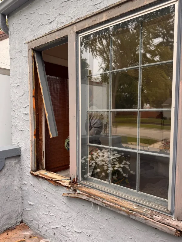 Windows Replacement in Elgin.